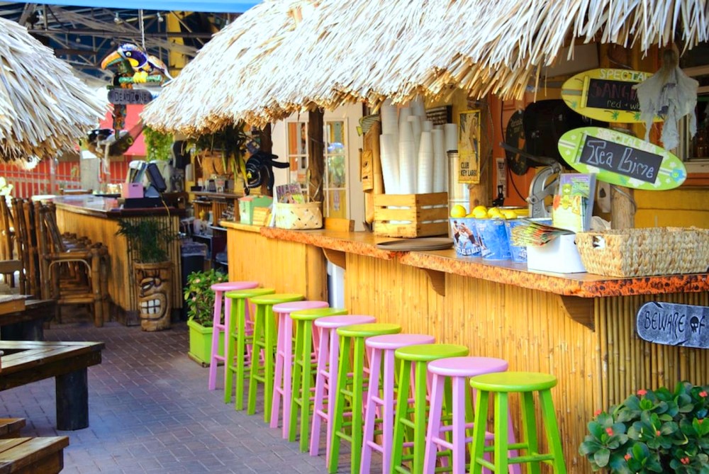 Old Colorado Inn Outside Bar